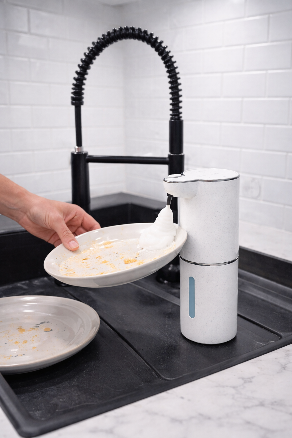 Distributeur de savon automatique sans contact.